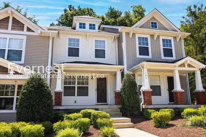 2 bed, 2.5 bath, 1216 sqft, $1,750 — Photo 1