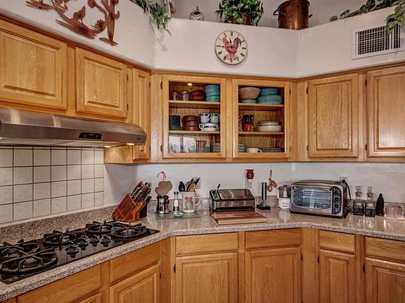 5th image of 7840 N Quail Park Pl