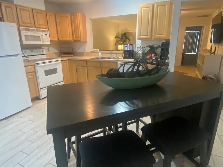 2131 N Pine Cone Ave — Photo 8