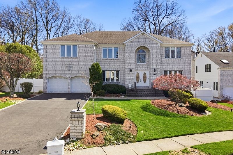 1st image of 343 Mckinley Ave
