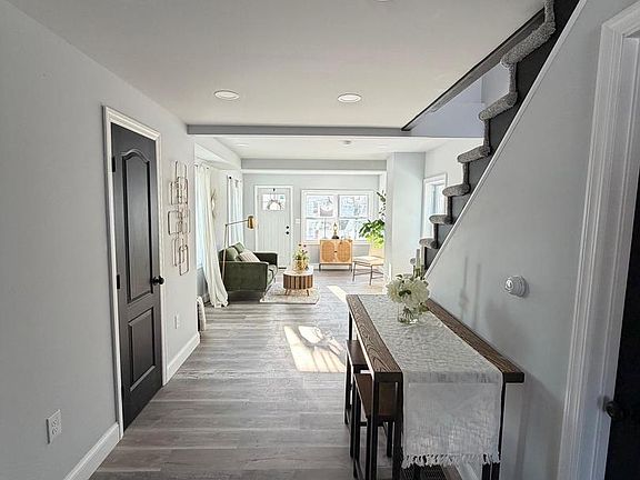 5th image of 514 Race St