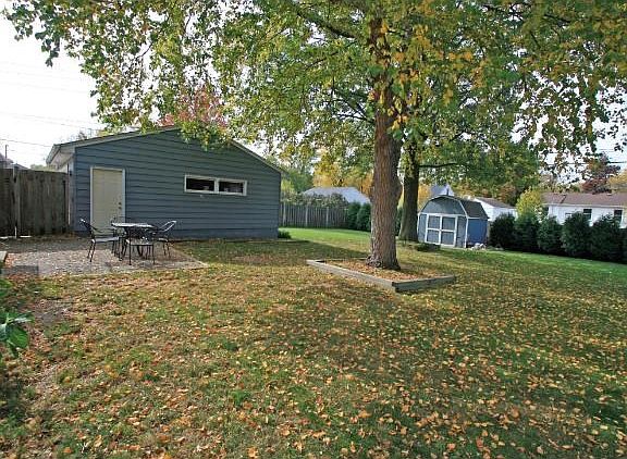 What a backyard! Fabulous privacy fence.