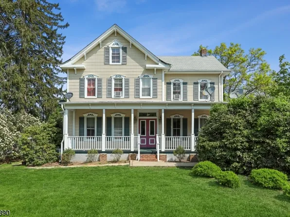 275 Main Street, Chester Boro, NJ 07930