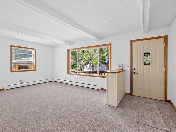 5th image of 23501 Beta St NE