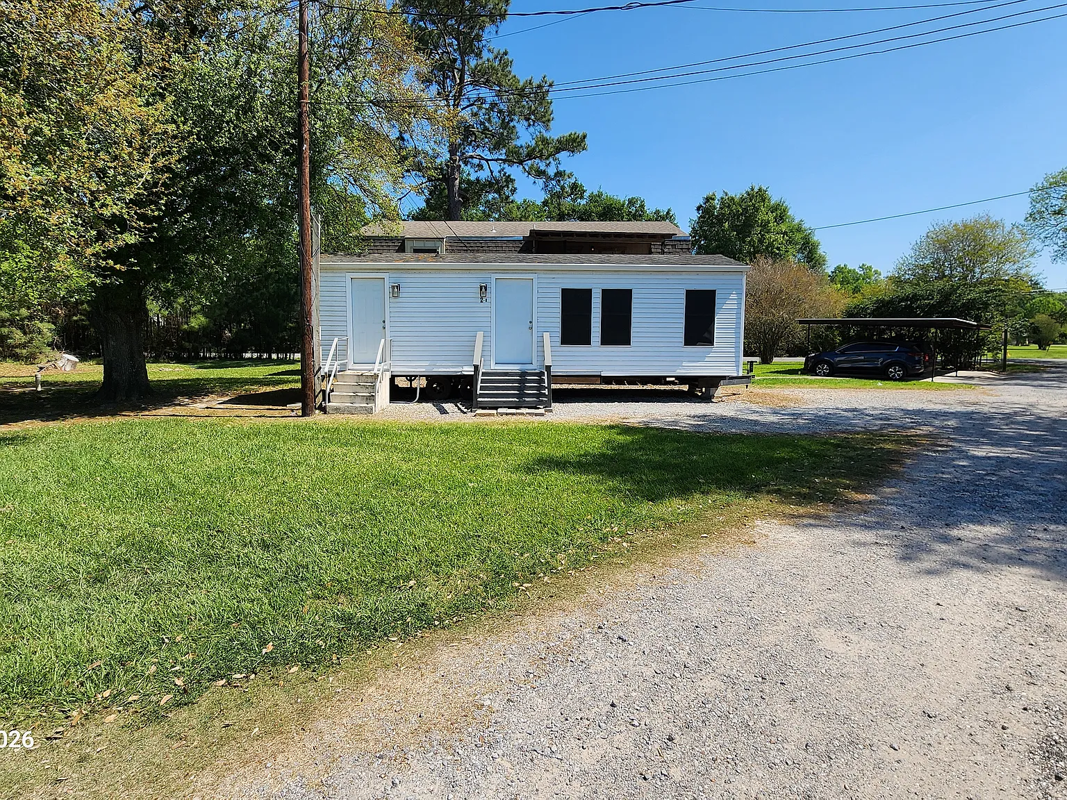 2 bed, 380 sqft, $850 — Photo 2
