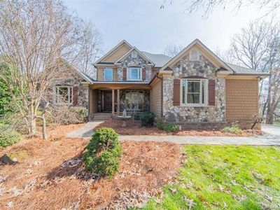 101 Fox Ridge Ln, Mount Holly, NC, 28120