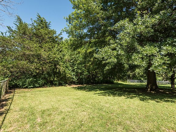 4th image of 117 Wagonwheel Dr