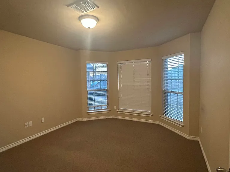 2400 Rookhaven Ln — Photo 22