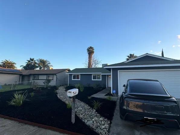 2542 Bradford Way, Riverbank, CA 95367
