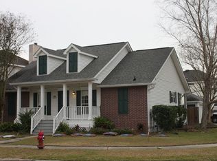 107 Madewood Dr, Destrehan, LA 70047
