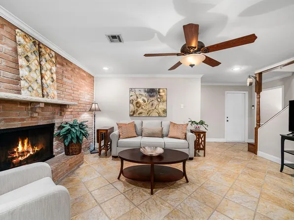 4411 Mountwood St, Houston, TX 77018