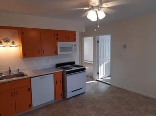 234 East St APT 3, Pawtucket, RI 02860