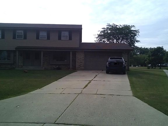 2nd image of 5509 Serene Ct