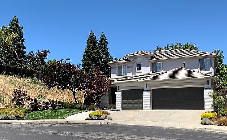 1st image of 78 Casablanca Ct