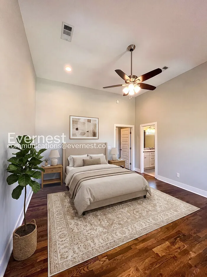 3 bed, 2.5 bath, 1700 sqft, $2,975 — Photo 3