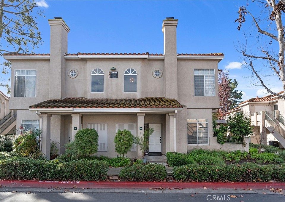 1st image of 18 Sandpiper Ln