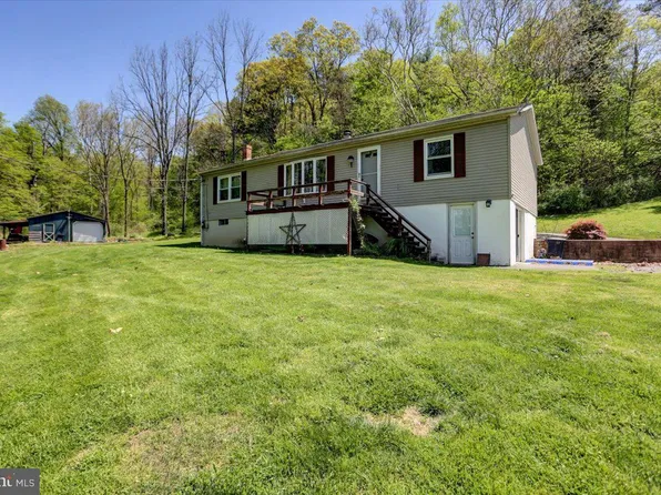 559 Quarry Rd, Loysville, PA 17047