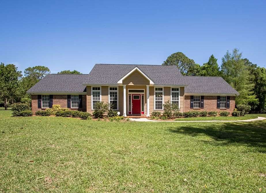 1st image of 2104 Bagatelle Dr