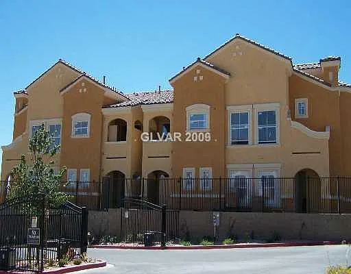 Hualapai Way # 284 - 1 — Photo 1