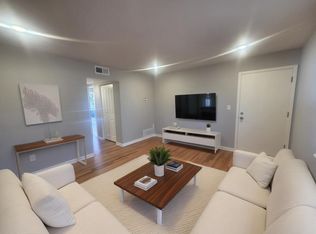 6401 Brookside Rd, Kansas City, MO 64113