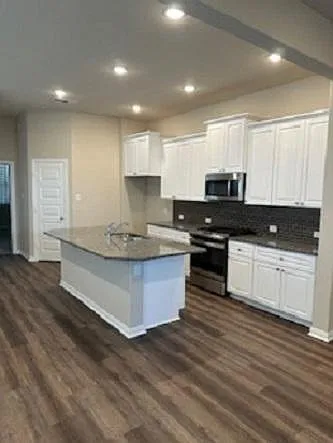 1123 Mesa St — Photo 7