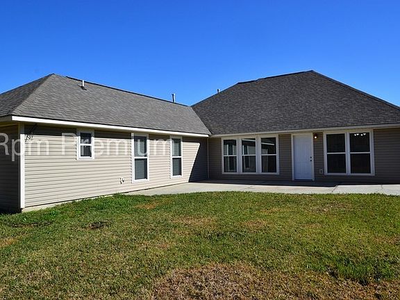 4th image of 23883 Sandlewood Ct