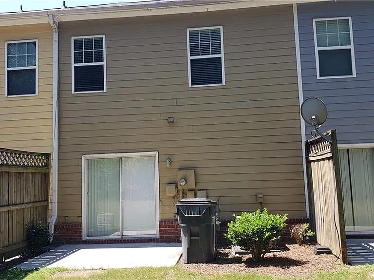 795 Arbor Gate Ln — Photo 2
