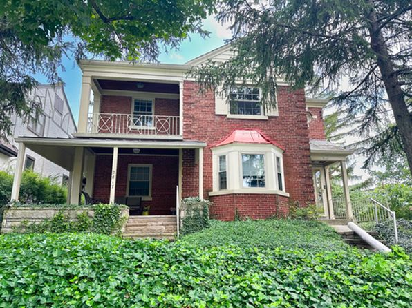 2817 Victoria Ave FLOOR 1