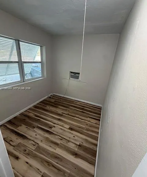 1721 NE 15th Ave #1 — Photo 4