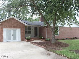 105 Sandlewood Rd, Whiteville, NC 28472