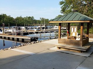 313 Crossing Ct, Myrtle Beach, SC 29588