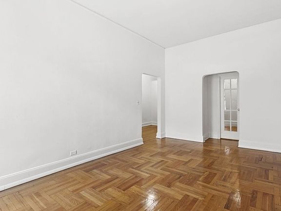 3rd image of 425 W 57th St APT 3J