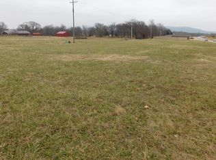 1010 Battery Dr, Prairie Grove, AR 72753