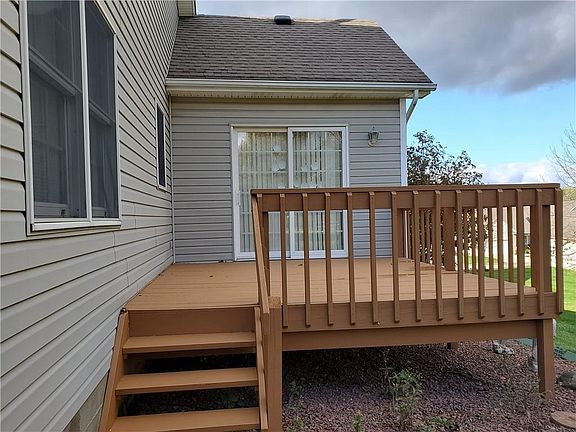 3rd image of 2527 Lilac Ct