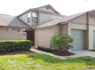 16 Lakepointe Cir, Kissimmee, FL 34743
