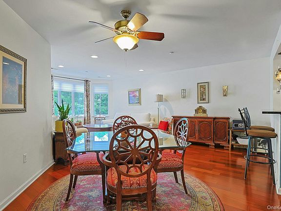 5th image of 1310 Round Pointe Drive