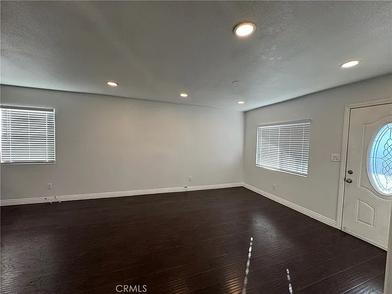 847 W Gage Ave — Photo 17