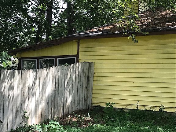 5th image of 1490 Brays Mill Trce
