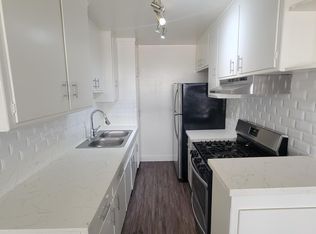 5462 S La Brea Ave #9, Los Angeles, CA 90056