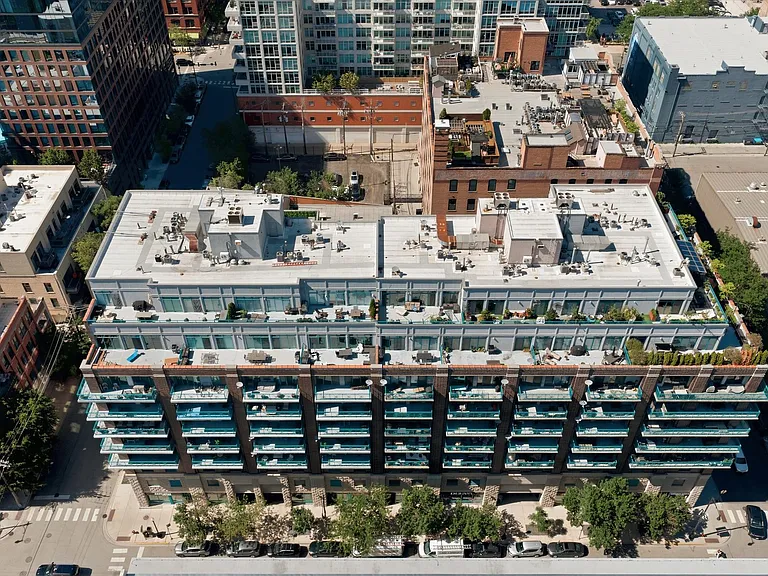920 W Madison St #B4 — Photo 33
