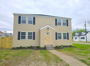 16 Gillis Rd APT B, Portsmouth, VA 23702