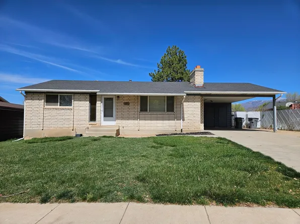 215 E Cobble Creek Rd, North Salt Lake, UT 84054