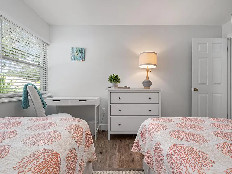 3201 S Beneva Rd #201 — Photo 14