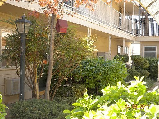 1st image of 5016 Kenosha Ave APT 6