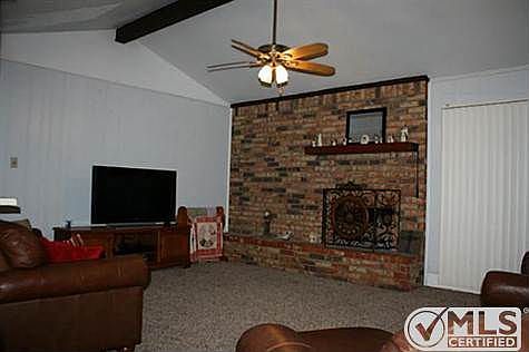 2nd image of 3506 Surrey Ln