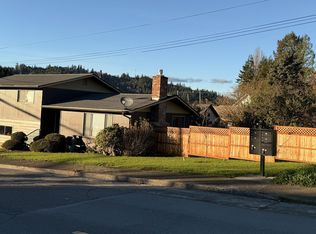 1005 Maple St, Myrtle Point, OR 97458