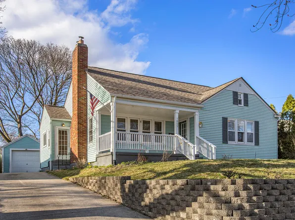 1855 Philadelphia Ave SE, Grand Rapids, MI 49507