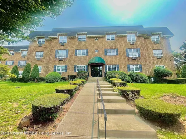 392 Maryland Ave APT 1C, Staten Island, NY 10305