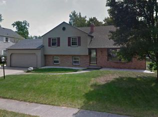 7430 Antebellum Dr, Fort Wayne, IN 46815