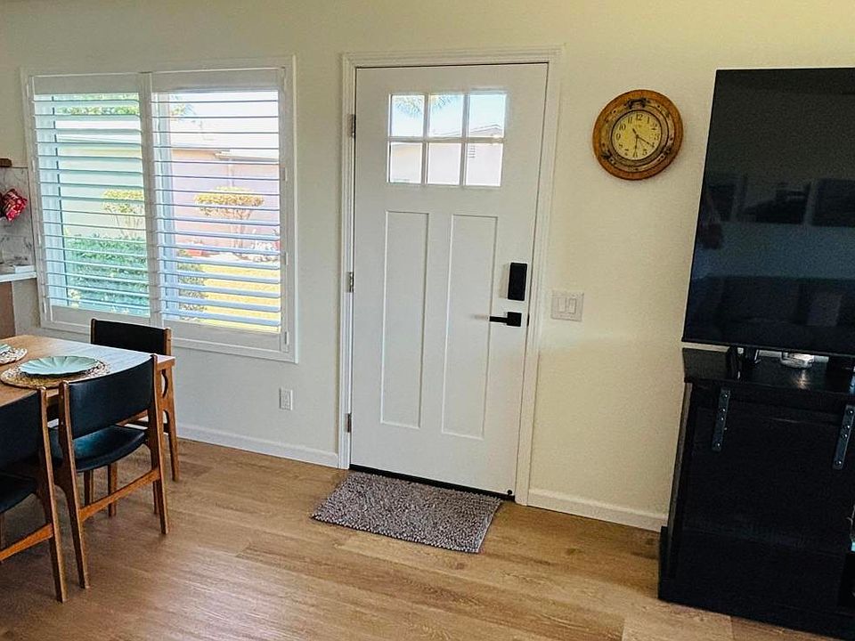 1st image of 4473 Kittiwake Way